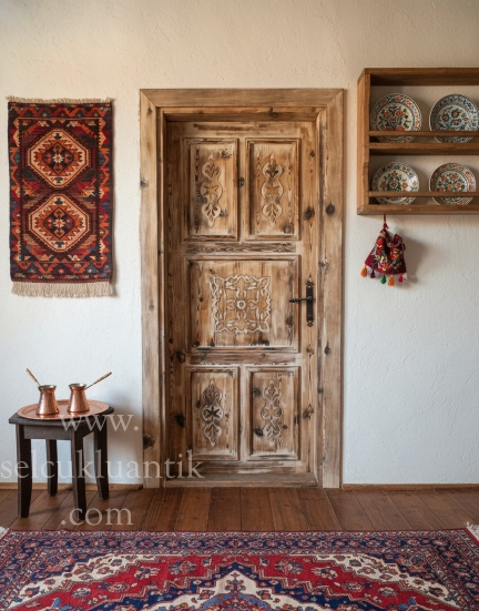 Neiwel Mevlana Antik Oda Kapısı