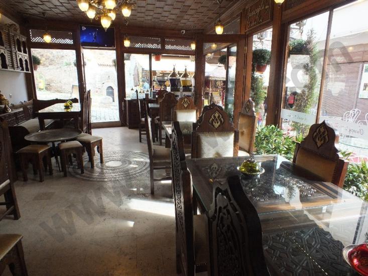 Ahşap Oymalı Restoran ve Kafe Mobilyaları
