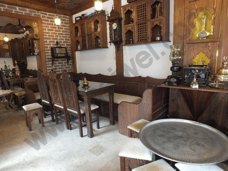 Ahşap Oymalı Restoran ve Kafe Mobilyaları